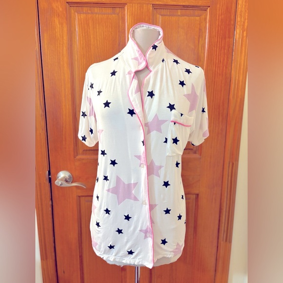 Stripe & Stare short pajama set - Picture 4 of 9